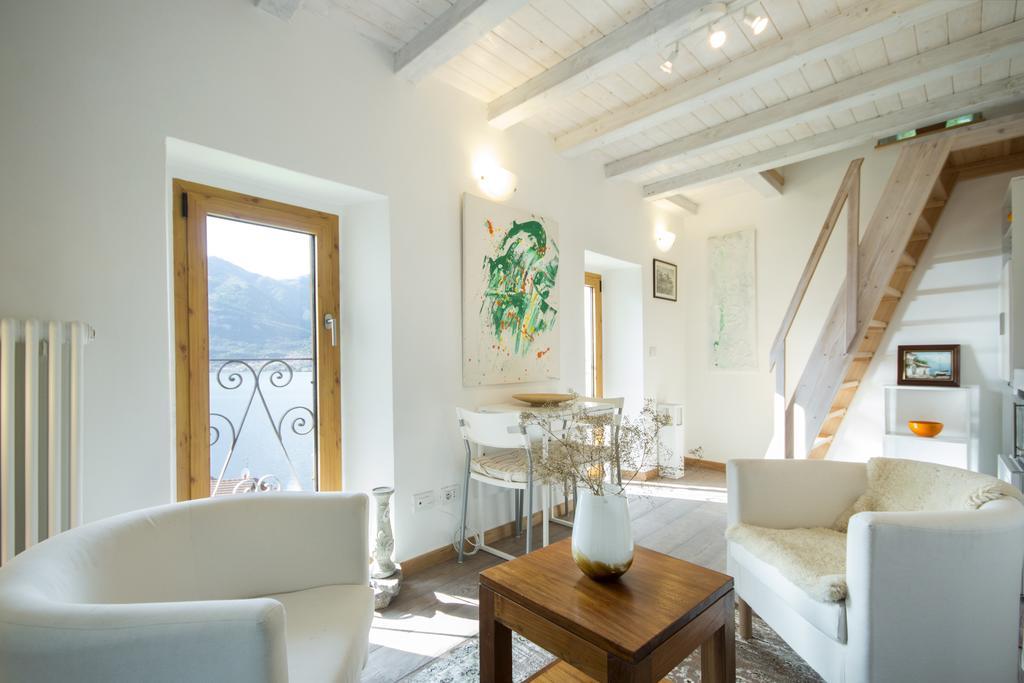 Ferienwohnung Rustico Vista Lago Lezzeno Exterior foto