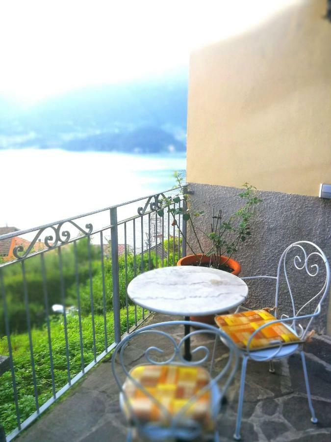 Ferienwohnung Rustico Vista Lago Lezzeno Exterior foto
